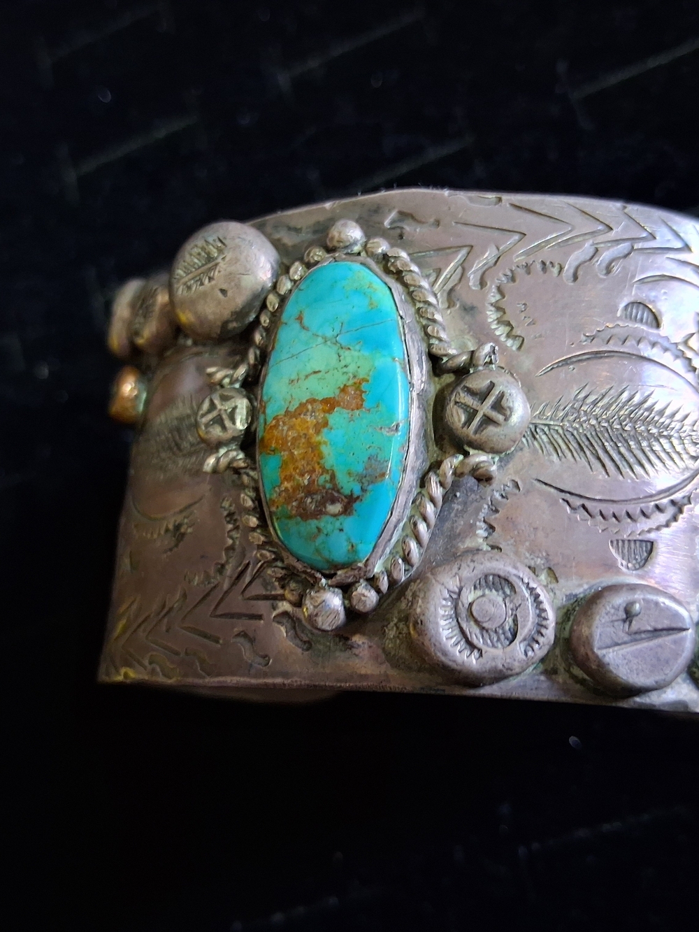 Old Pawn Native American Turquoise Oval Stone Sterling Silver Cuff Bracelet - Picture 13 of 16